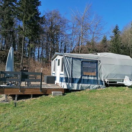 ホテルCamping Ebnet Ennetmoos エクステリア 写真