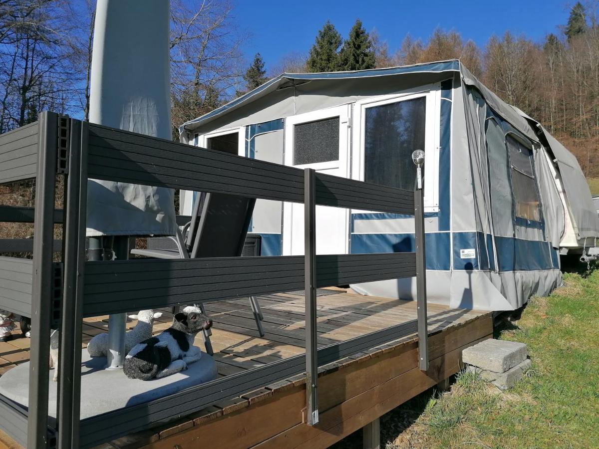 ホテルCamping Ebnet Ennetmoos エクステリア 写真